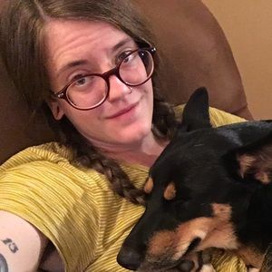 Meet your Posher, Lauren